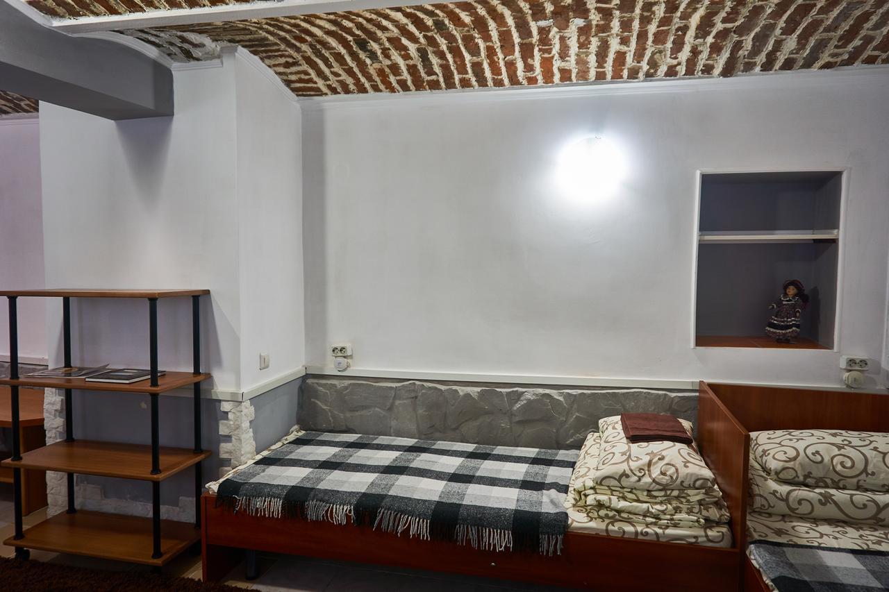 Sleep&Go Hostel Lviv Ngoại thất bức ảnh